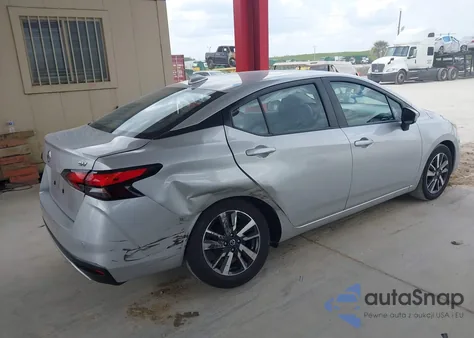 2021 Nissan Versa Sv Xtronic Cvt z USA, uszkodzony, nr VIN 3N1CN8EV4ML840182